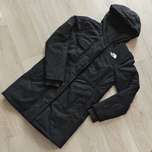 The North Face 550 Down Winter Parka, Small